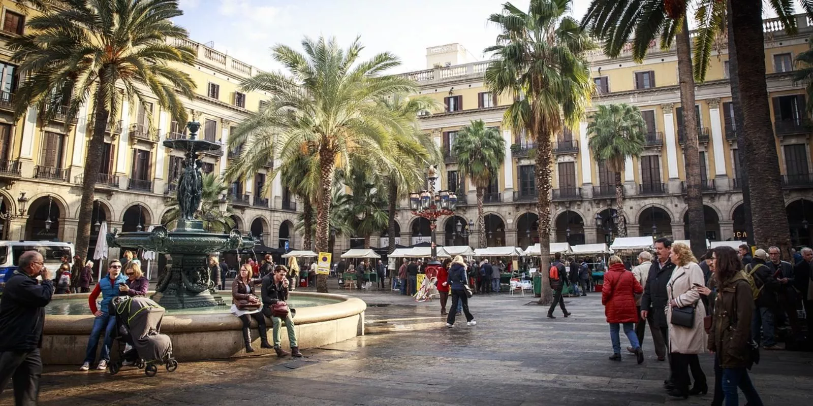Trámites esenciales para vender tu piso en Barcelona